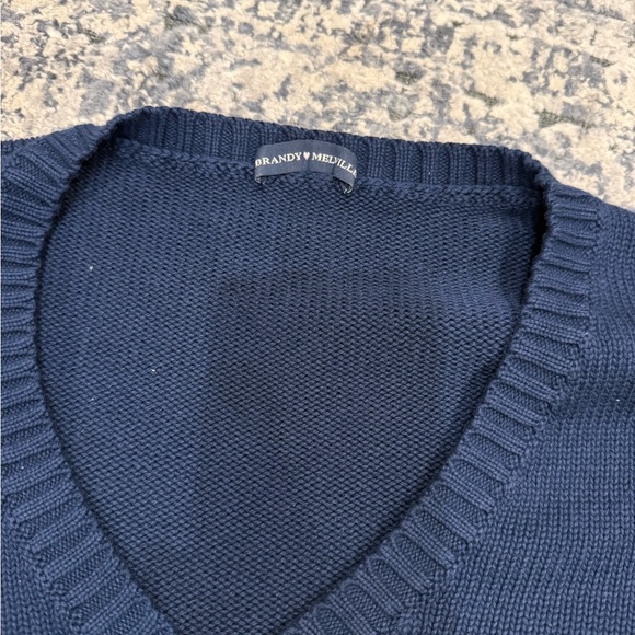 Brandy Melville Sweater - Picture 1 of 3